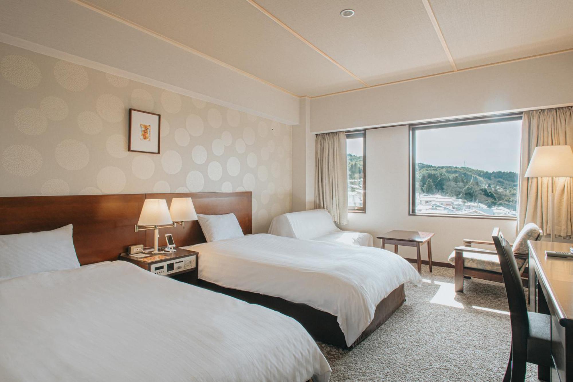 Twin Room Extra Bed Non-Smoking